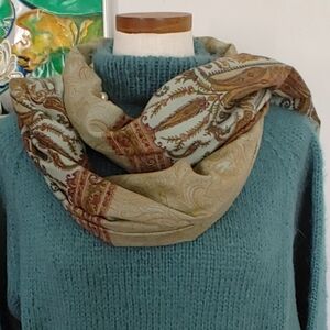 74" Elegant Paisley 37" Wide Scarf with Fringe (260)